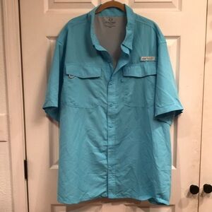Real tree Fishing brand size 2X button front short sleeve shirt